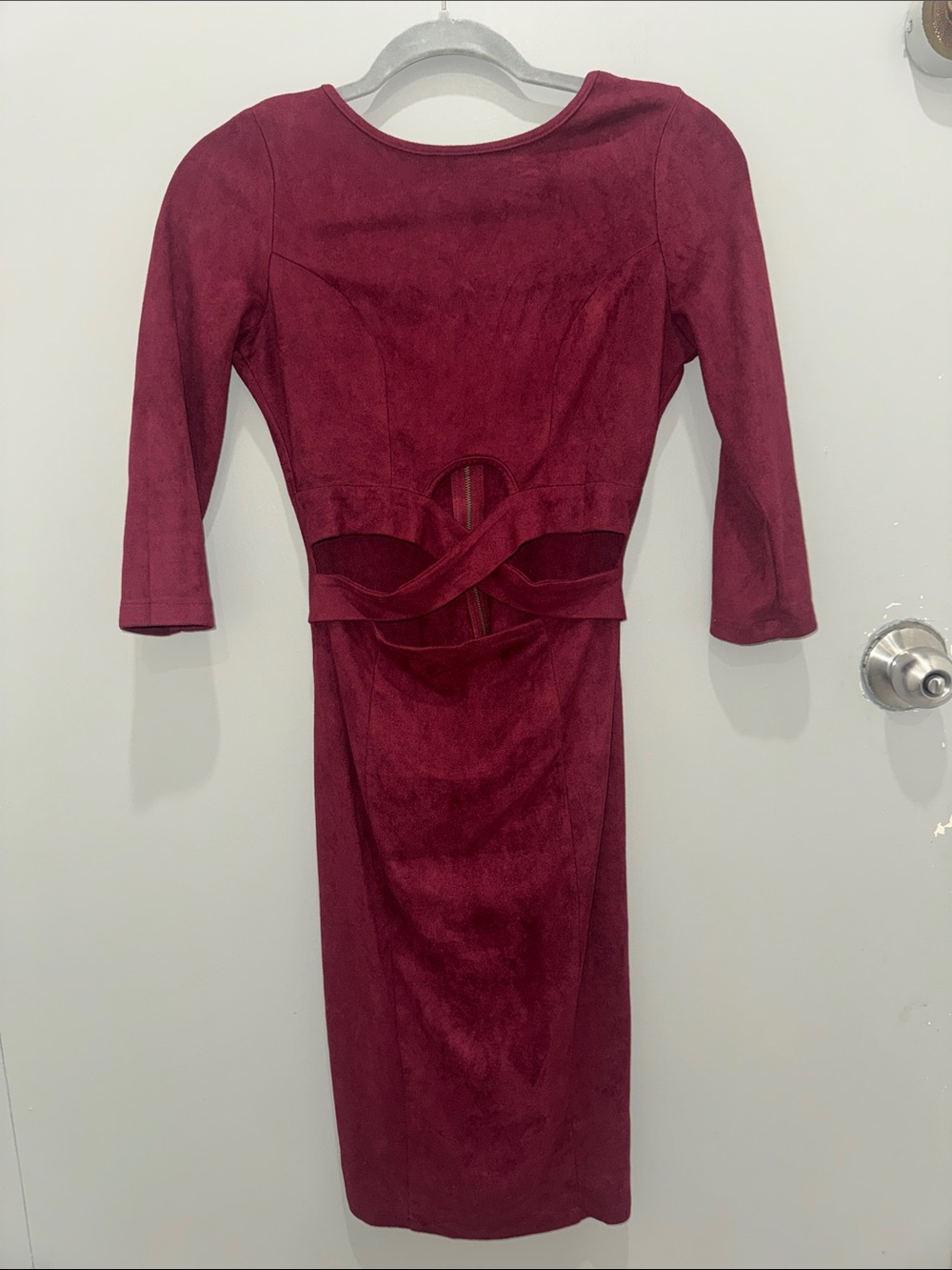 Worn once Women's Burgundy Cutout Midi Dress elbow sleeve